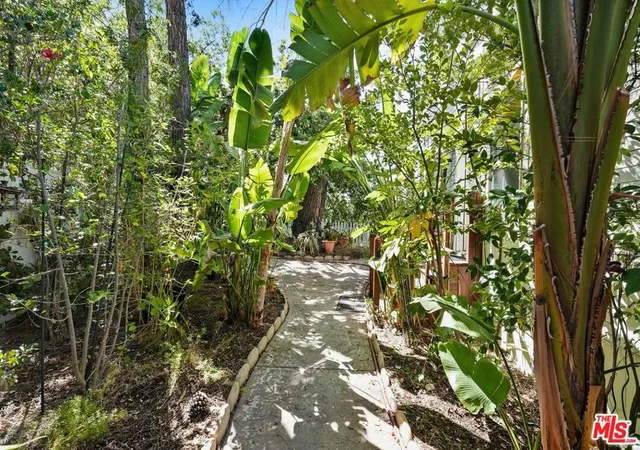 Photo 4 of Manufactured home for sale at 23777 Mulholland Hwy #69, Calabasas, CA 91302 | MLS# 26860763 | Listing updated on 2026-09-14