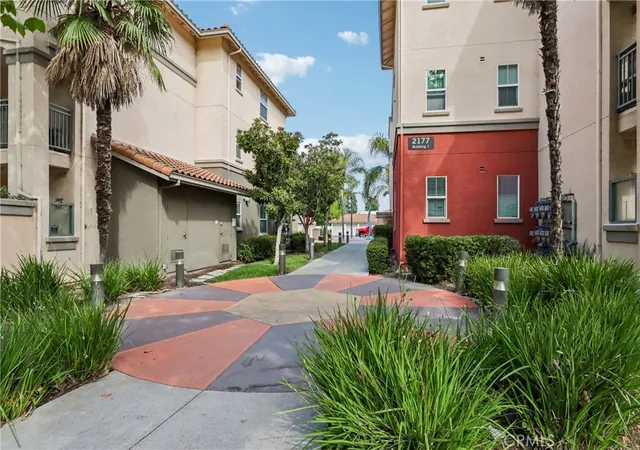 Listing Photo 4 - Condo for sale in building located at 2177 Alum Rock Ave, San Jose, CA 95116 - Unit #211