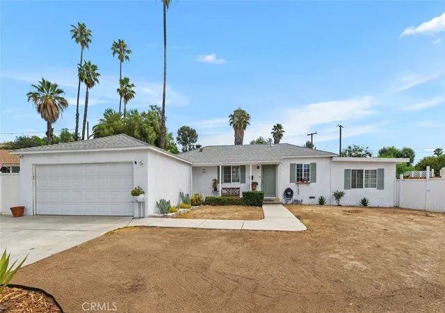Photo 2 of Single family home for sale at 6050 Colonial, Riverside, CA 92506 | MLS# OC26160061 | Listing updated on 2026-09-14