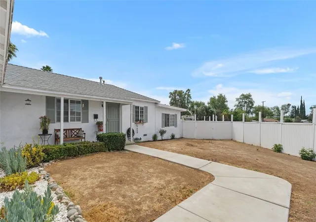 Photo 4 of Single family home for sale at 6050 Colonial, Riverside, CA 92506 | MLS# OC26160061 | Listing updated on 2026-09-14