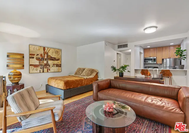 Photo 2 of Condo for sale at 950 N Kings Rd #106, West Hollywood, CA 90069 | MLS# 26863135 | Listing updated on 2026-09-14