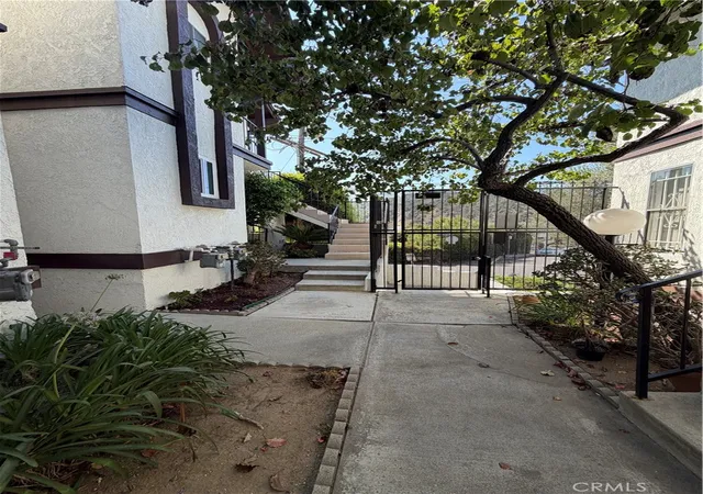 Photo 3 of Sale Pending at 149 South Ave 54 #13, Los Angeles, CA 90042 | MLS# CV26160736 | Listing updated on 2026-09-16