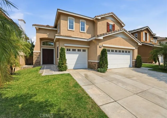 Photo 3 of Single family home for sale at 4469 Driving Range, Corona, CA 92883 | MLS# IG26160552 | Listing updated on 2026-09-30
