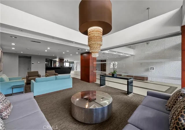 Photo 4 of Condo for sale at 7250 Franklin #311, Los Angeles, CA 90046 | MLS# SR26158841 | Listing updated on 2026-09-14