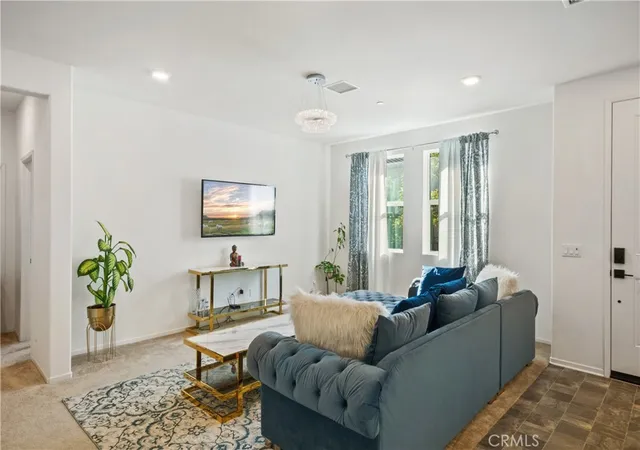 Photo 4 of Townhouse for sale at 5604 Altamura Way #10, Fontana, CA 92336 | MLS# IG26160905 | Listing updated on 2026-09-15
