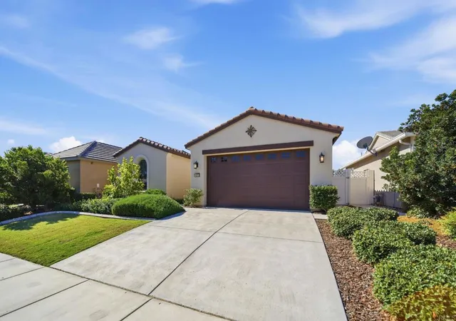 Photo 3 of Single family home for sale at 14313 Harborough Dr, Bakersfield, CA 93311 | MLS# PTP2605564 | Listing updated on 2026-09-15
