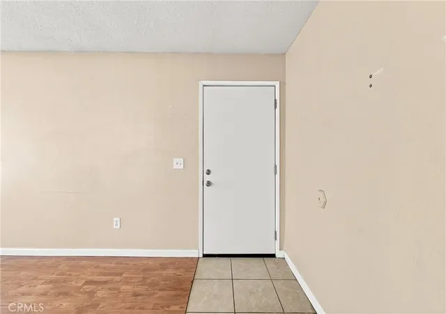Listing Photo 4 - Condo for sale in building located at 454 456 10th, Lakeport, CA 95453