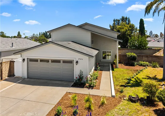 Photo 3 of Sale Pending at 27616 Soltero, Mission Viejo, CA 92691 | MLS# OC26158829 | Listing updated on 2026-09-15