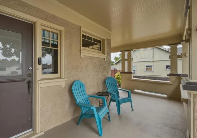 Listing Photo 5 - Condo for sale in building located at 862 4th St, Hollister, CA 95023