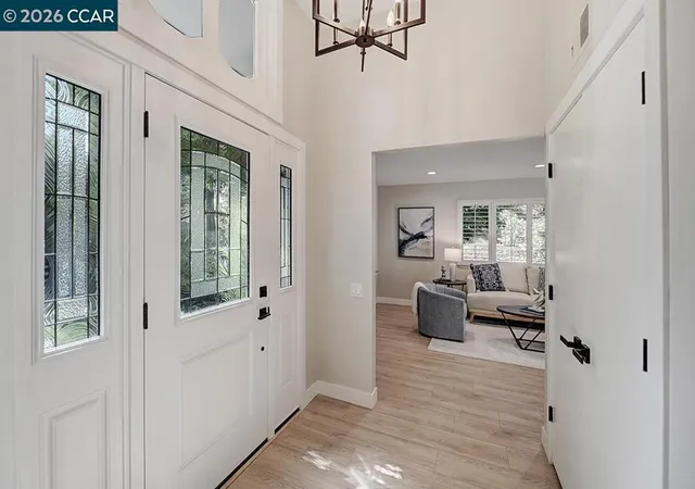 Photo 3 of Condo for sale at 1517 Oakmont Dr #1, Walnut Creek, CA 94595 | MLS# 41142691 | Listing updated on 2026-09-15