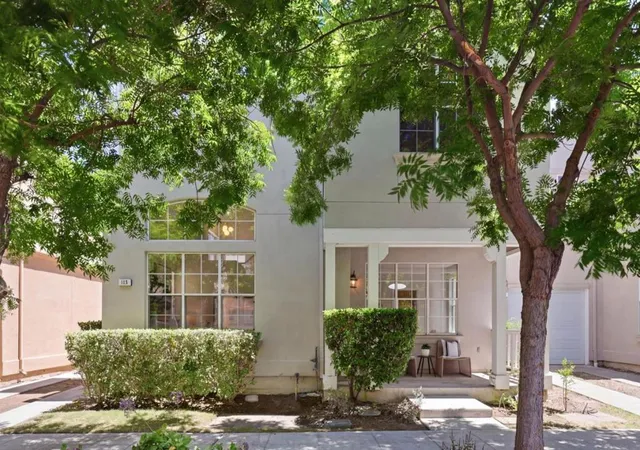 Photo 2 of Sale Pending at 113 Beacon St, Mountain View, CA 94040 | MLS# ML82055365 | Listing updated on 2026-09-14