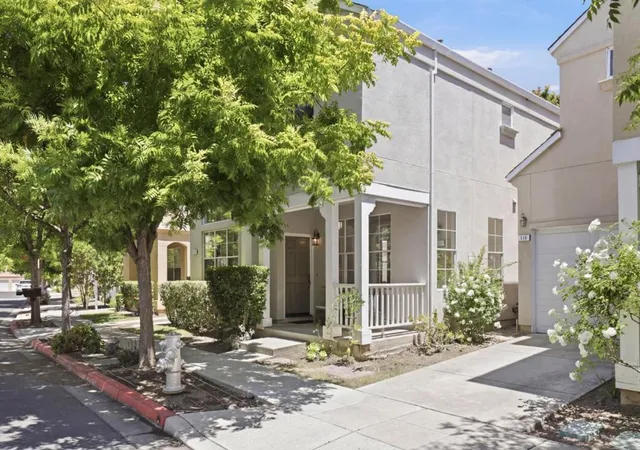 Photo 3 of Sale Pending at 113 Beacon St, Mountain View, CA 94040 | MLS# ML82055365 | Listing updated on 2026-09-14