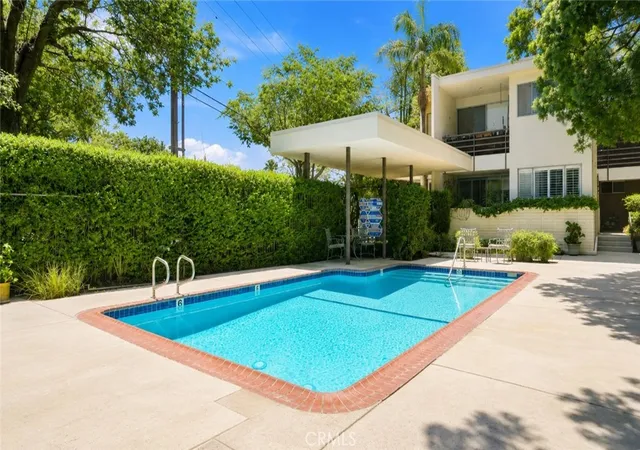 Photo 4 of Sale Pending at 395 Cliff Dr #106, Pasadena, CA 91107 | MLS# PF26161616 | Listing updated on 2026-09-14