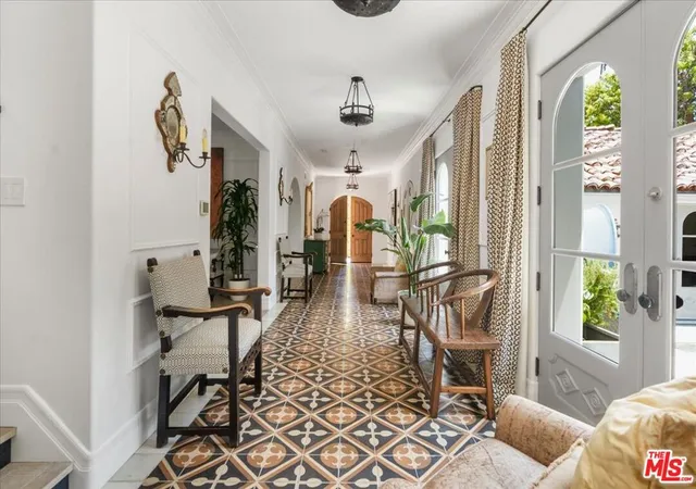 Photo 2 of Mansion for sale at 523 N Beverly Dr, Beverly Hills, CA 90210 | MLS# 26864081 | Listing updated on 2026-09-15