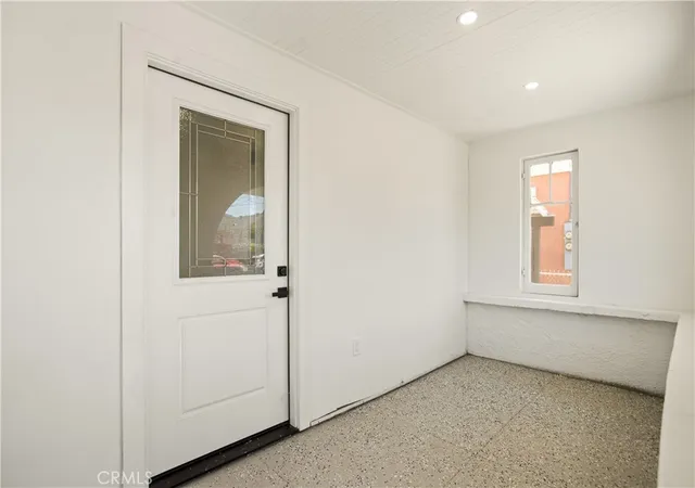 Photo 4 of Sale Pending at 3225 Winter, Los Angeles, CA 90063 | MLS# DW26161983 | Listing updated on 2026-09-15