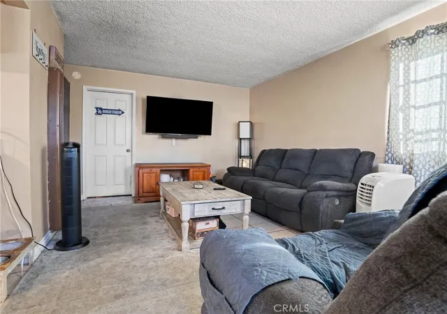 Listing Photo 5 - Condo for sale in building located at 8014 1st, Paramount, CA 90723
