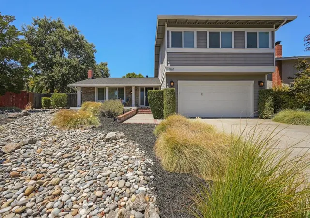 Photo 2 of Single family home for sale at 7967 Stonehurst Ct, Pleasanton, CA 94588 | MLS# ML82054550 | Listing updated on 2026-09-15