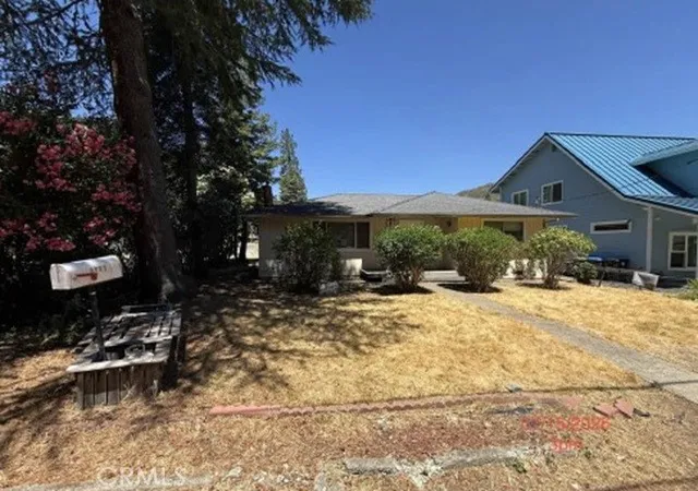 Single family home for sale at 9805 Diane, Upper Lake, CA 95485 | MLS# IV26163400