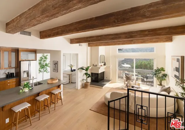 Photo 2 of Townhouse for sale at 1692 Michael Ln, Pacific Palisades, CA 90272 | MLS# 26861213 | Listing updated on 2026-09-16