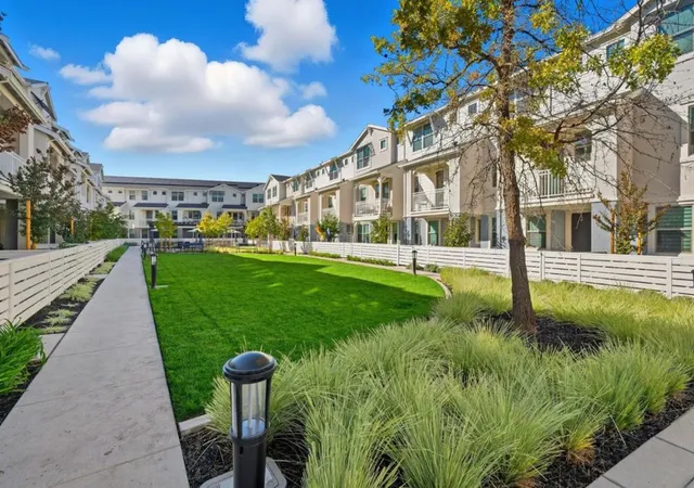 Photo 1 of Condo for sale at 112 Oak Cir, Walnut Creek, CA 94597 | MLS# ML82055639 | Listing updated on 2026-09-14