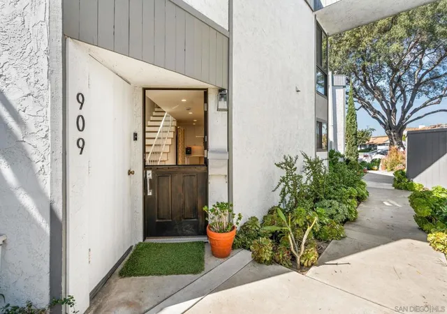 Photo 2 of Condo for sale at 909 Olive Ave, Coronado, CA 92118 | MLS# 260018335SD | Listing updated on 2026-09-15