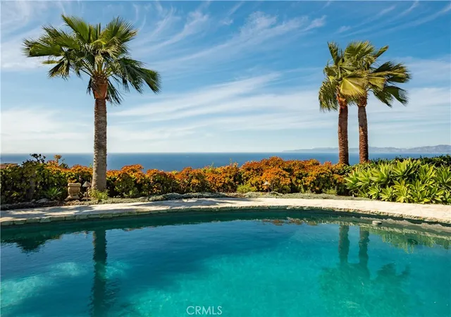 Photo 4 of Sale Pending at 1412 Lower Paseo La Cresta, Palos Verdes Estates, CA 90274 | MLS# PV26163707 | Listing updated on 2026-09-15