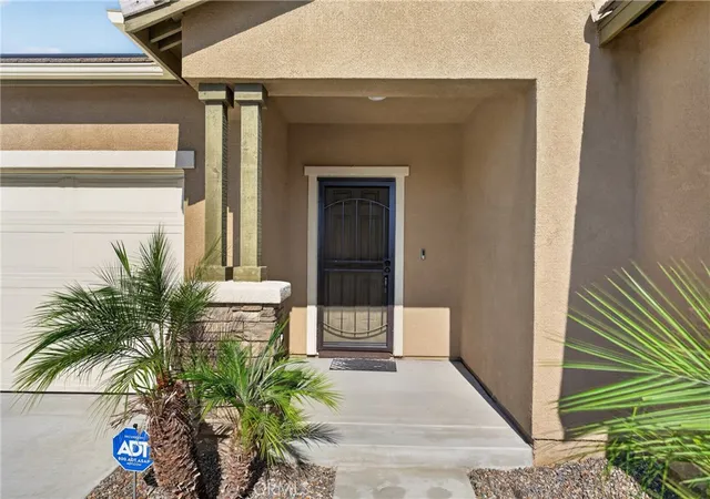 Photo 3 of Single family home for sale at 15450 Black Shadow, Moreno Valley, CA 92551 | MLS# IG26163777 | Listing updated on 2026-09-15