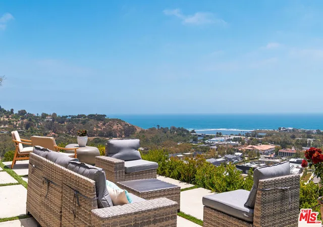 Photo 3 of Single family home for sale at 23706 Harbor Vista Dr, Malibu, CA 90265 | MLS# 26865119 | Listing updated on 2026-09-14