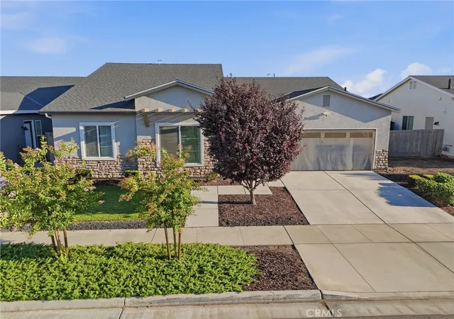 Photo 2 of Single family home for sale at 2407 W Andrew, Hanford, CA 93230 | MLS# FR26164364 | Listing updated on 2026-09-15