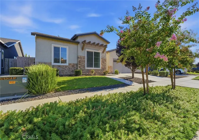 Photo 3 of Single family home for sale at 2407 W Andrew, Hanford, CA 93230 | MLS# FR26164364 | Listing updated on 2026-09-15