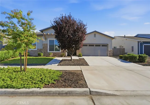 Photo 3 of Single family home for sale at 2407 W Andrew, Hanford, CA 93230 | MLS# FR26164364 | Listing updated on 2026-09-15