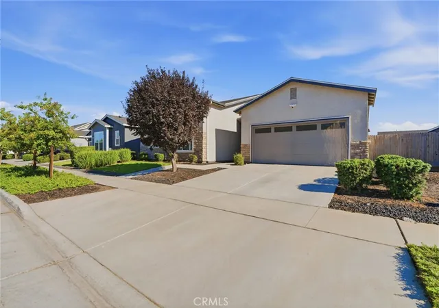 Photo 4 of Single family home for sale at 2407 W Andrew, Hanford, CA 93230 | MLS# FR26164364 | Listing updated on 2026-09-15