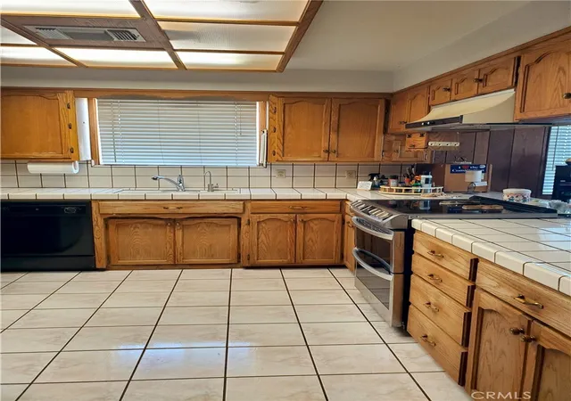 Photo 3 of Single family home for sale at 12720 10th Avenue, Hanford, CA 93230 | MLS# SC26155618 | Listing updated on 2026-09-15