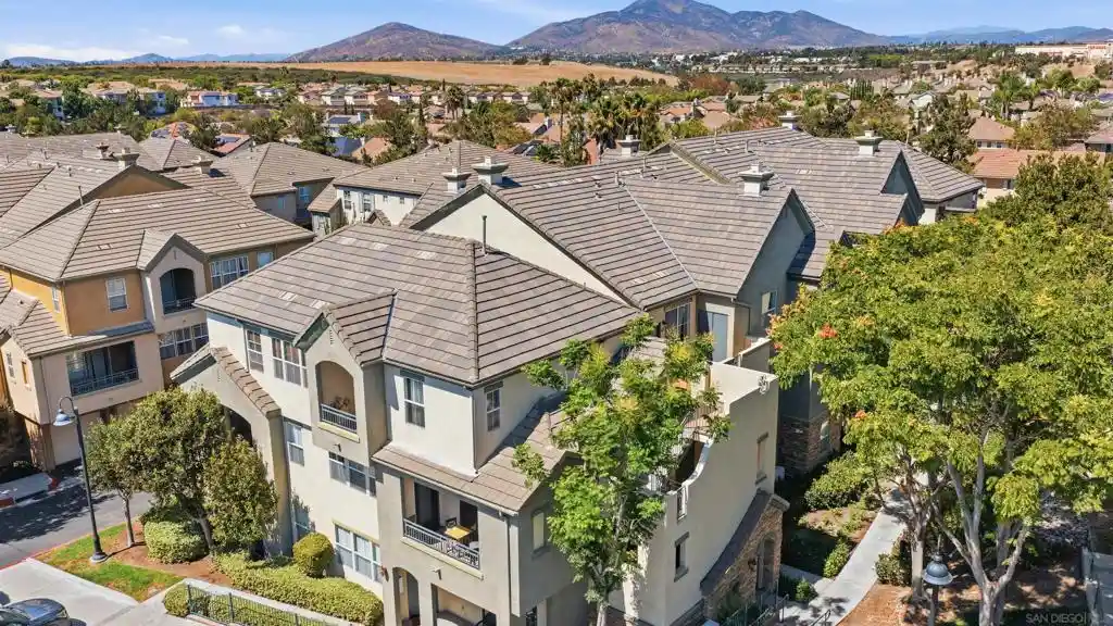 Listing Photo 30 - Condo for sale in 1890 Chambery Pl located at 1890 Chambery Pl, Chula Vista, CA 91913 - Unit #2336