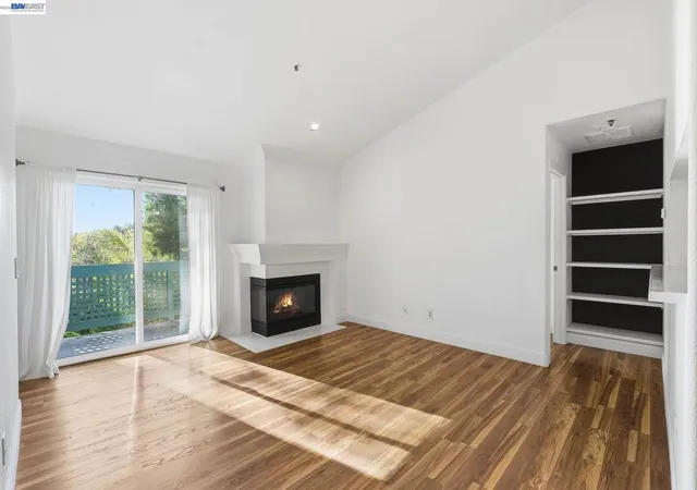Photo 3 of Condo for sale at 316 Dursey Dr, Pinole, CA 94564 | MLS# 41143082 | Listing updated on 2026-09-14