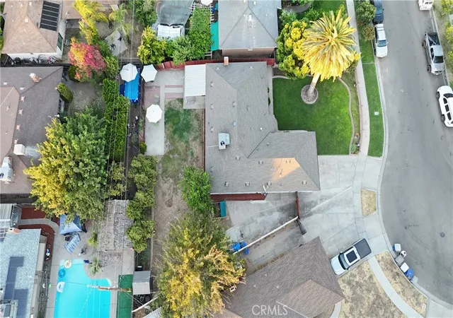Photo 3 of Single family home for sale at 3849 E Dayton Ave, Fresno, CA 93726 | MLS# MC26164788 | Listing updated on 2026-09-20