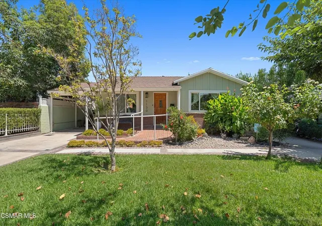 Photo 2 of Single family home for sale at 1130 N Maple St, Burbank, CA 91505 | MLS# 226003589 | Listing updated on 2026-09-14