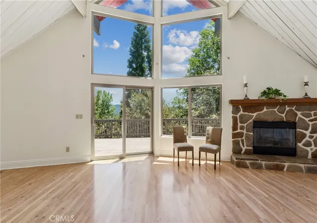 Photo 4 of Single family home for sale at 27711 Alpen, Lake Arrowhead, CA 92352 | MLS# IG26164002 | Listing updated on 2026-10-06