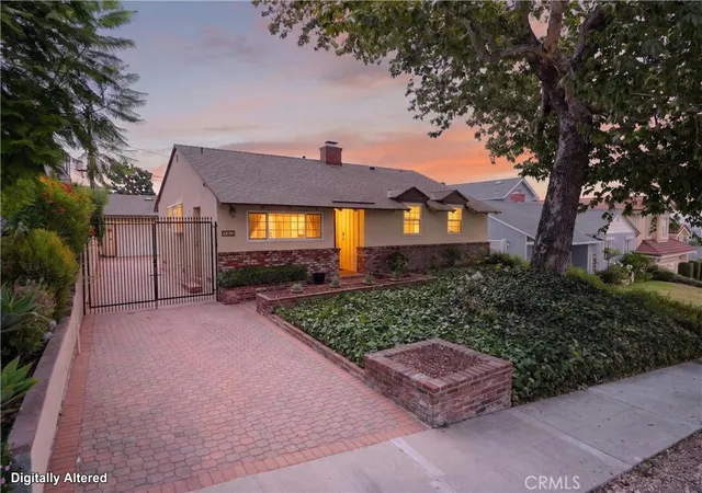 Photo 1 of Sale Pending at 742 Irving, Burbank, CA 91504 | MLS# CV26163945 | Listing updated on 2026-09-14