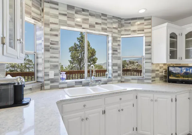 Photo 3 of Single family home for sale at 60425 Santa Rosa Rd, Mountain Center, CA 92561 | MLS# 219150815DA | Listing updated on 2026-09-17