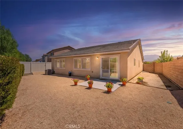 Photo 2 of Sale Pending at 1281 Justice Pl, Hemet, CA 92543 | MLS# SW26165686 | Listing updated on 2026-09-15