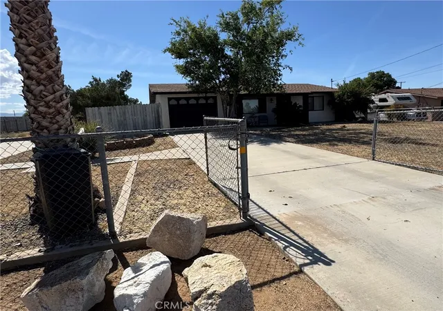 Photo 3 of Single family home for sale at 11968 Bornite Ave, Hesperia, CA 92345 | MLS# HD26165812 | Listing updated on 2026-09-14