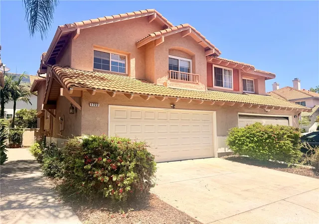 Photo 1 of Townhouse for sale at 1722 Promenade, Vista, CA 92083 | MLS# OC26166077 | Listing updated on 2026-09-16