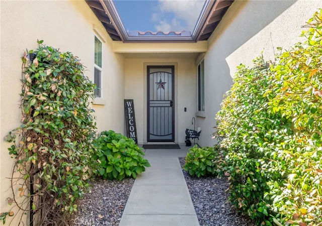 Photo 2 of Single family home for sale at 34641 Kooden, Winchester, CA 92596 | MLS# SW26163678 | Listing updated on 2026-09-14