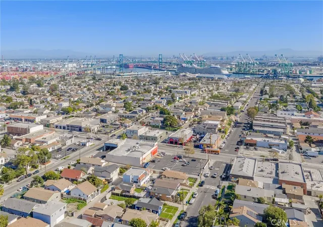 Photo 4 of House for sale at 524 West 2nd, San Pedro, CA 90731 | MLS# SB26164895 | Listing updated on 2026-09-14