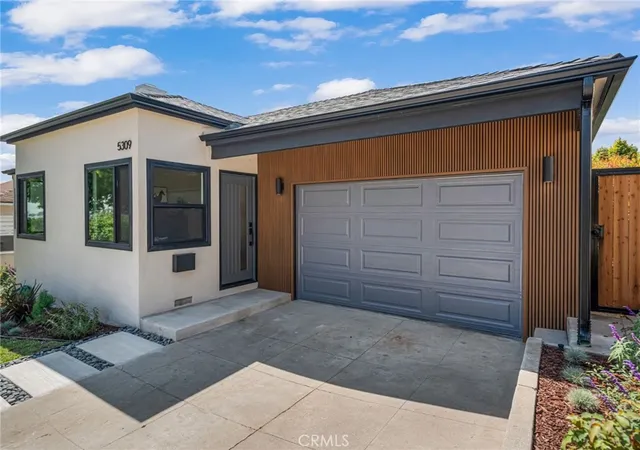 Photo 4 of Single family home for sale at 5309 Maymont, Los Angeles, CA 90043 | MLS# DW26166177 | Listing updated on 2026-09-15