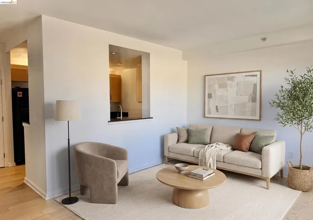 Listing Photo 5 - Condo for sale in building located at 140 S Van Ness Ave, San Francisco, CA 94103 - Unit #529