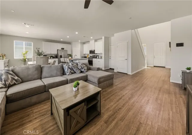 Photo 3 of Sale Pending at 34345 Fls View Way, Murrieta, CA 92563 | MLS# CV26164869 | Listing updated on 2026-09-15
