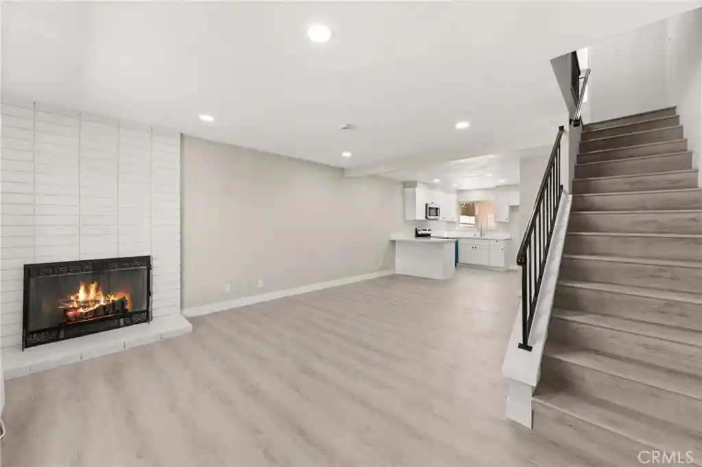 Listing Photo 2 - Condo for sale in 1722 Mitchell located at 1722 Mitchell, Tustin, CA 92780 - Unit #36