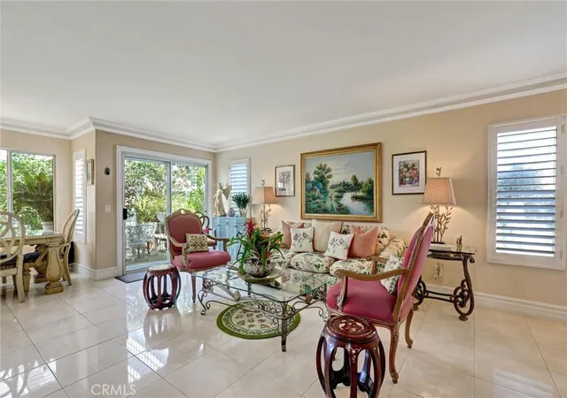 Listing Photo 5 - Condo for sale in building located at 27451 Embassy Wy, Laguna Niguel, CA 92677